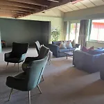 Vats Fjellstue Hotell 2*